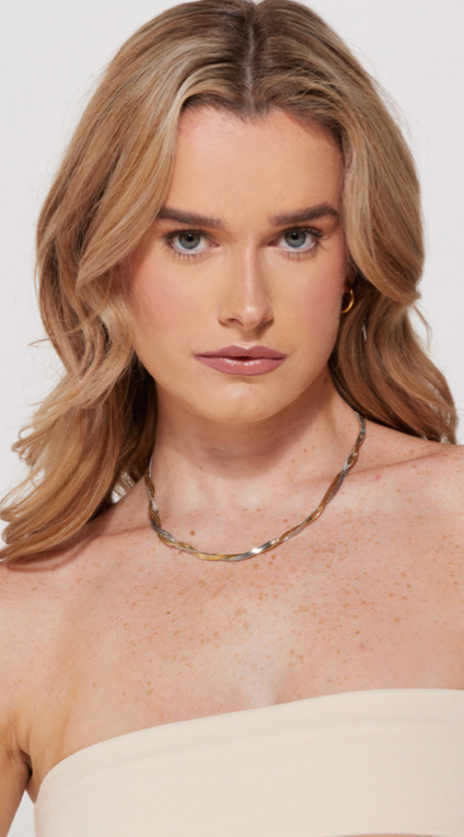 Metal Mingle Necklace